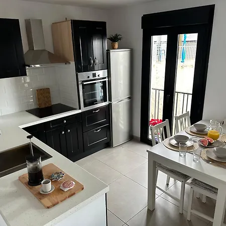 Apartament Modern 2 Bed Apartment, Private Roof Terrace With Jacuzzi - Centre - Casa De La Plaza *