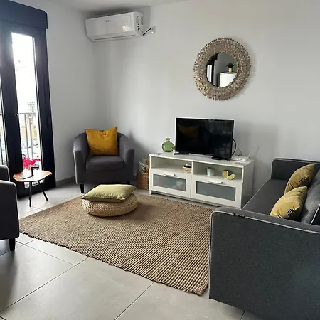 Modern 2 Bed Apartment, Private Roof Terrace With Jacuzzi - Centre - Casa De La Plaza Apartament Cómpeta