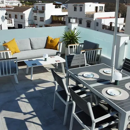Modern 2 Bed Apartment, Private Roof Terrace With Jacuzzi - Centre - Casa De La Plaza Apartament *